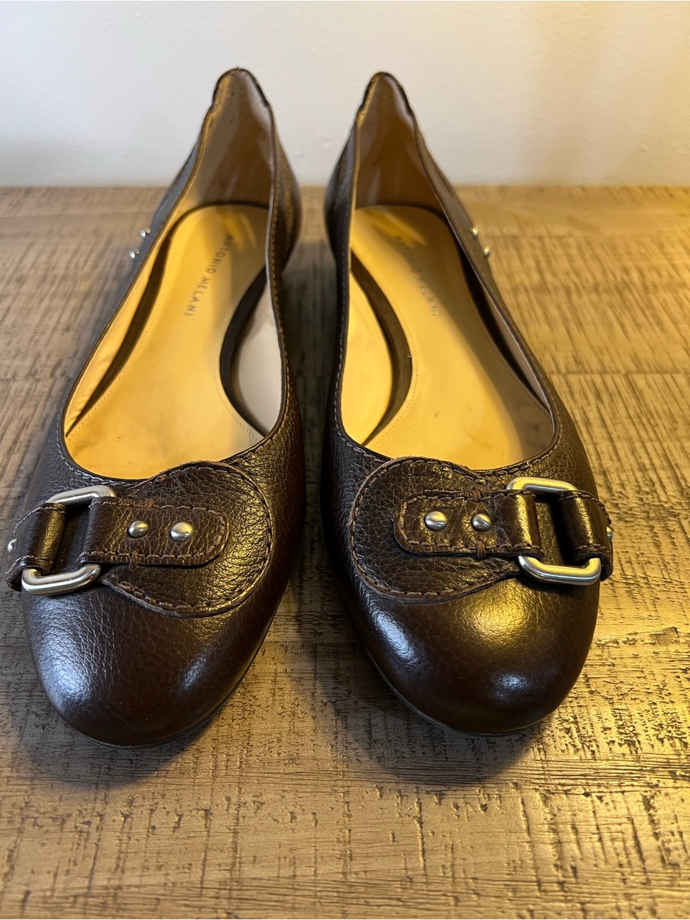 EUC- ANTONIO MELANI Dark Brown Leather Buckle Ballet Flats. Size 9